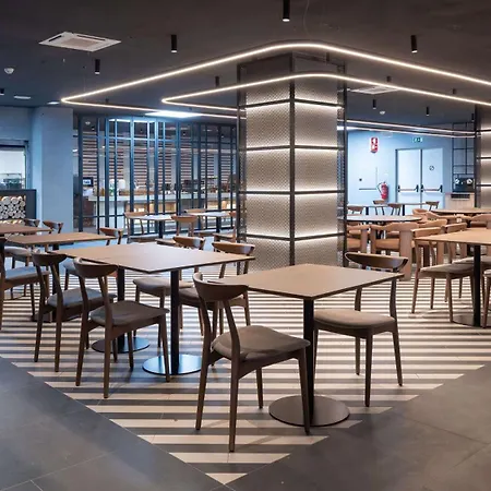 Express & - Principe Real By Ihg Hotel 3*