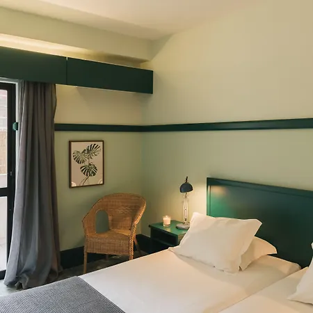 Express & - Principe Real By Ihg Hotell 3*