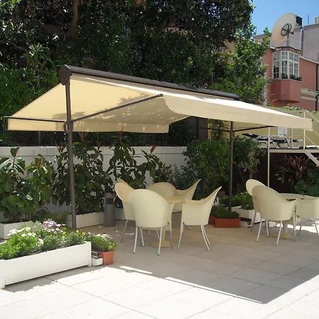 Express & - Principe Real By Ihg Hotell