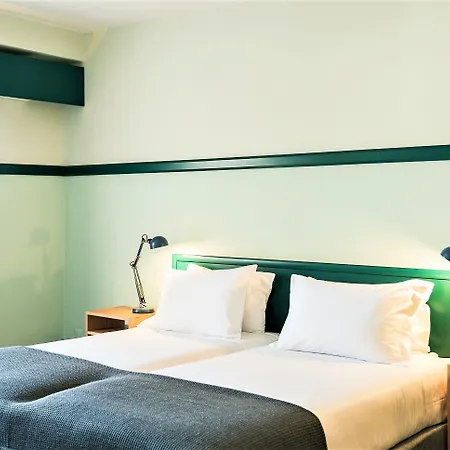 Express & - Principe Real By Ihg Hotell 3*