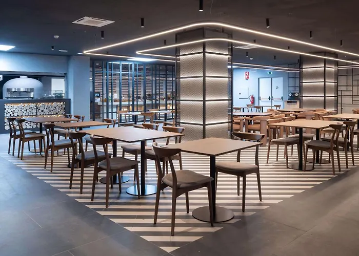 Express & - Principe Real By Ihg Hotel 3*