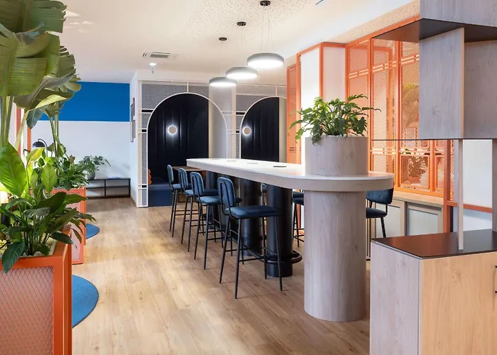 Express & - Principe Real By Ihg Lisboa