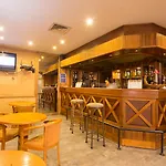 מלון Express & - Principe Real By Ihg ליסבון