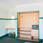 Express & - Principe Real By Ihg מלון 3*